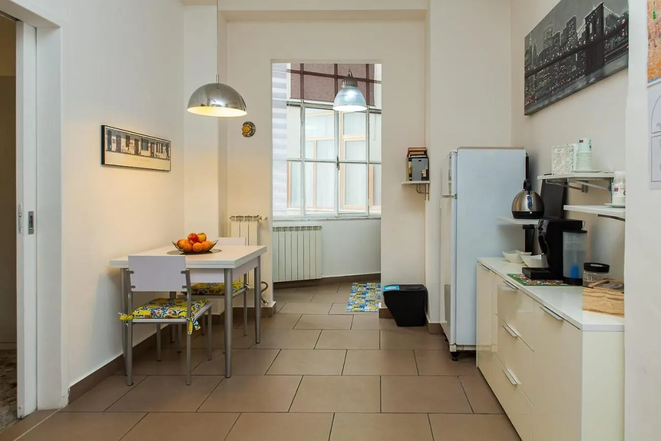 Homestay Casa Ambasciatori Apartment Catania Italy