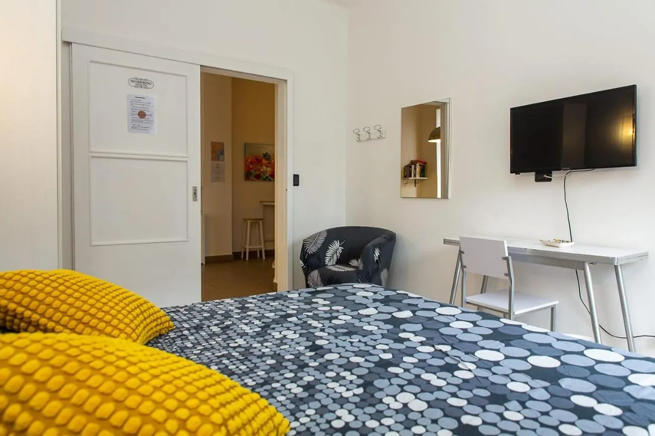 Casa Ambasciatori Apartment Catania Homestay